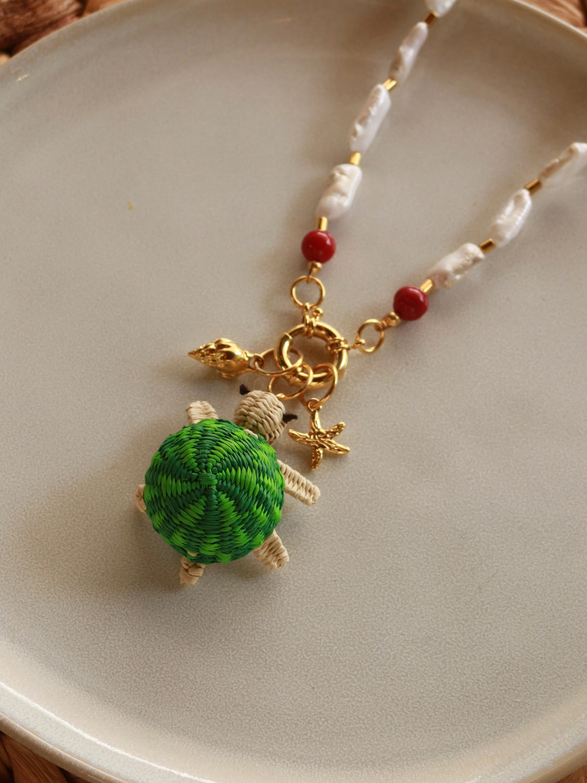 Senda Necklace Pearl + 3 Charms